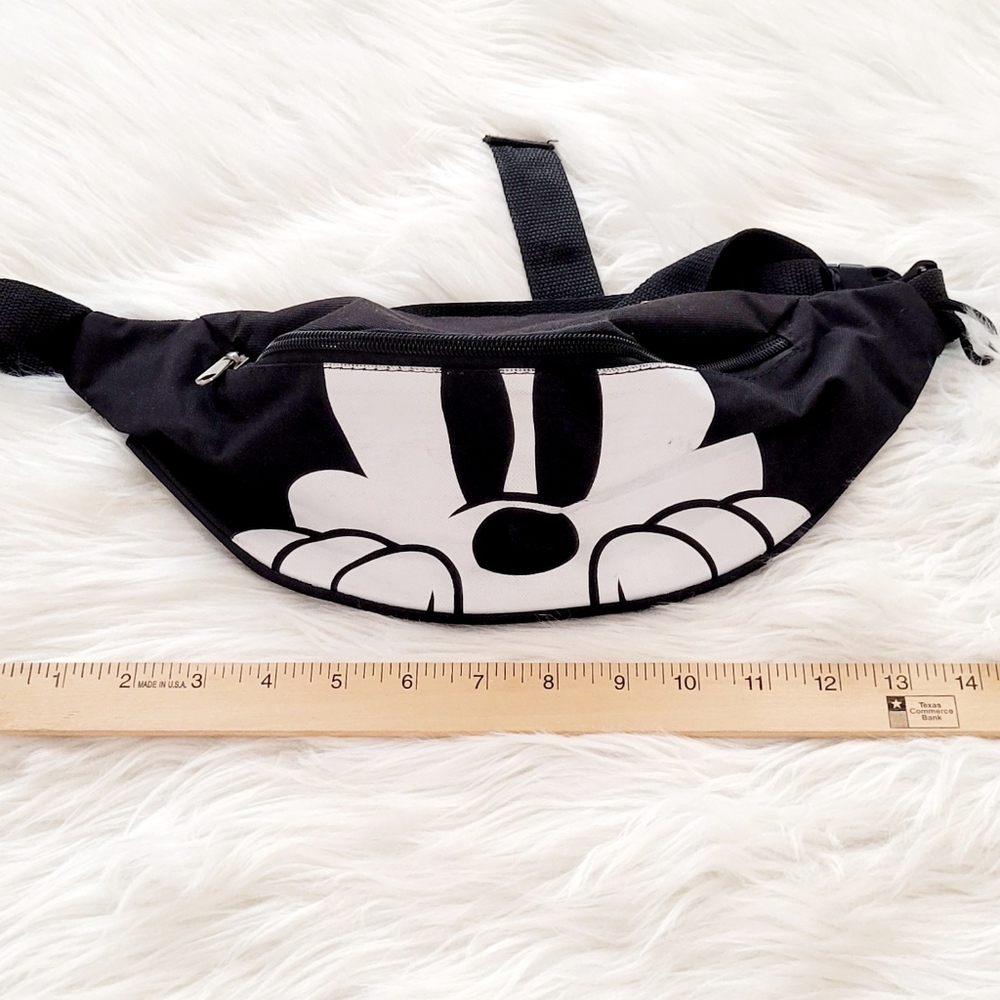 Mickey Mouse Waist Pack Face Disney Fanny Pack Belt Bag Unisex Black Hike Trip - Picture 6 of 6
